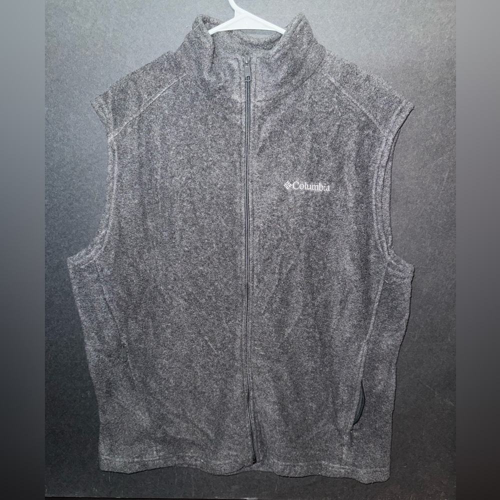 Columbia Charcoal Sleeveless Fleece